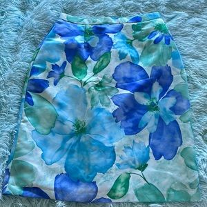 ENDING Blue & green watercolor floral skirt. NWOT. Zip, silky poly. 32” waist.